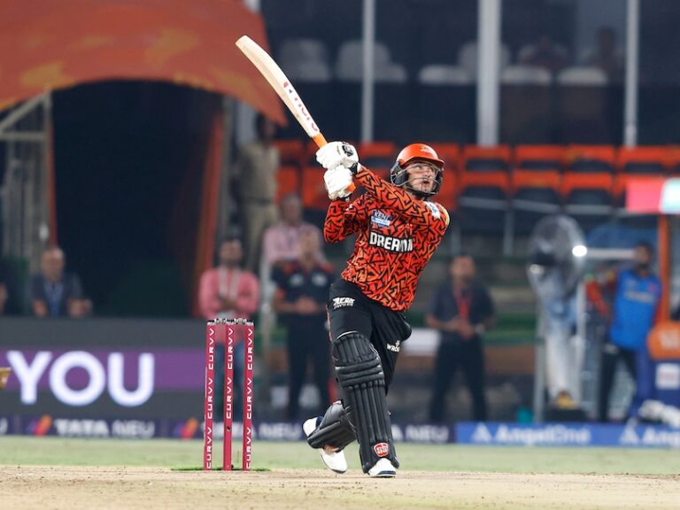 “SRH vs PBKS: Punjab Kings Shatter Powerplay Records in Electrifying IPL 2024 Clash.